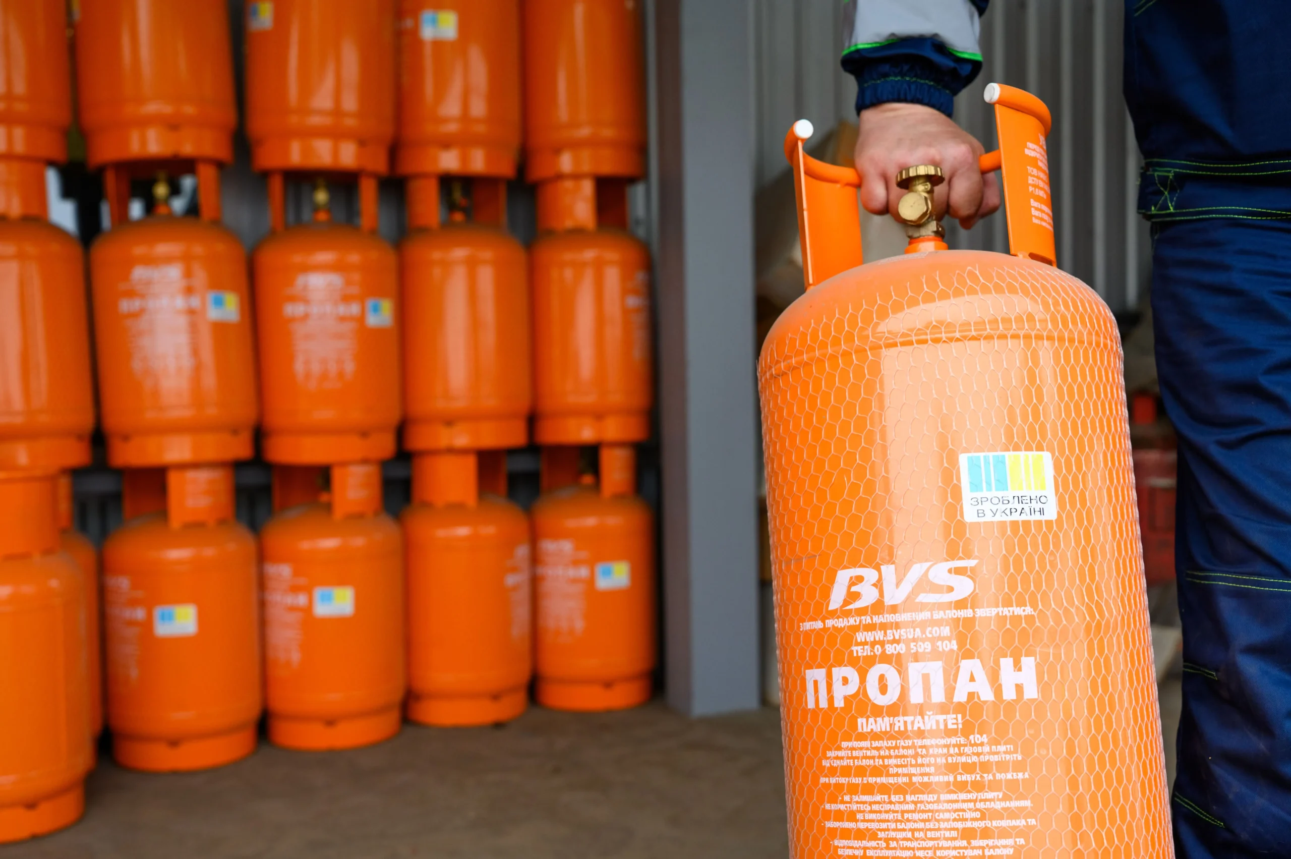 How to choose a gas cylinder for home, summer cottage or travel – a guide to 5, 27 and 50 liters